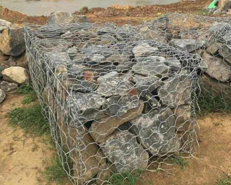 宾格网挡墙